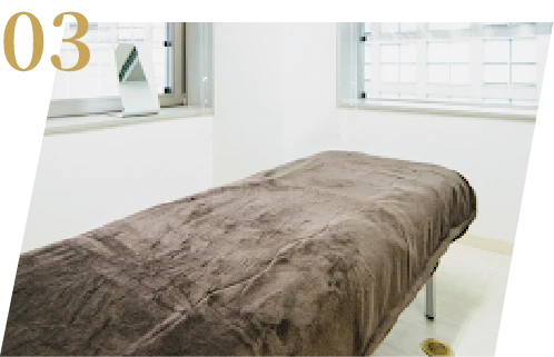 れいわクリニック新宿新南口院の処置室